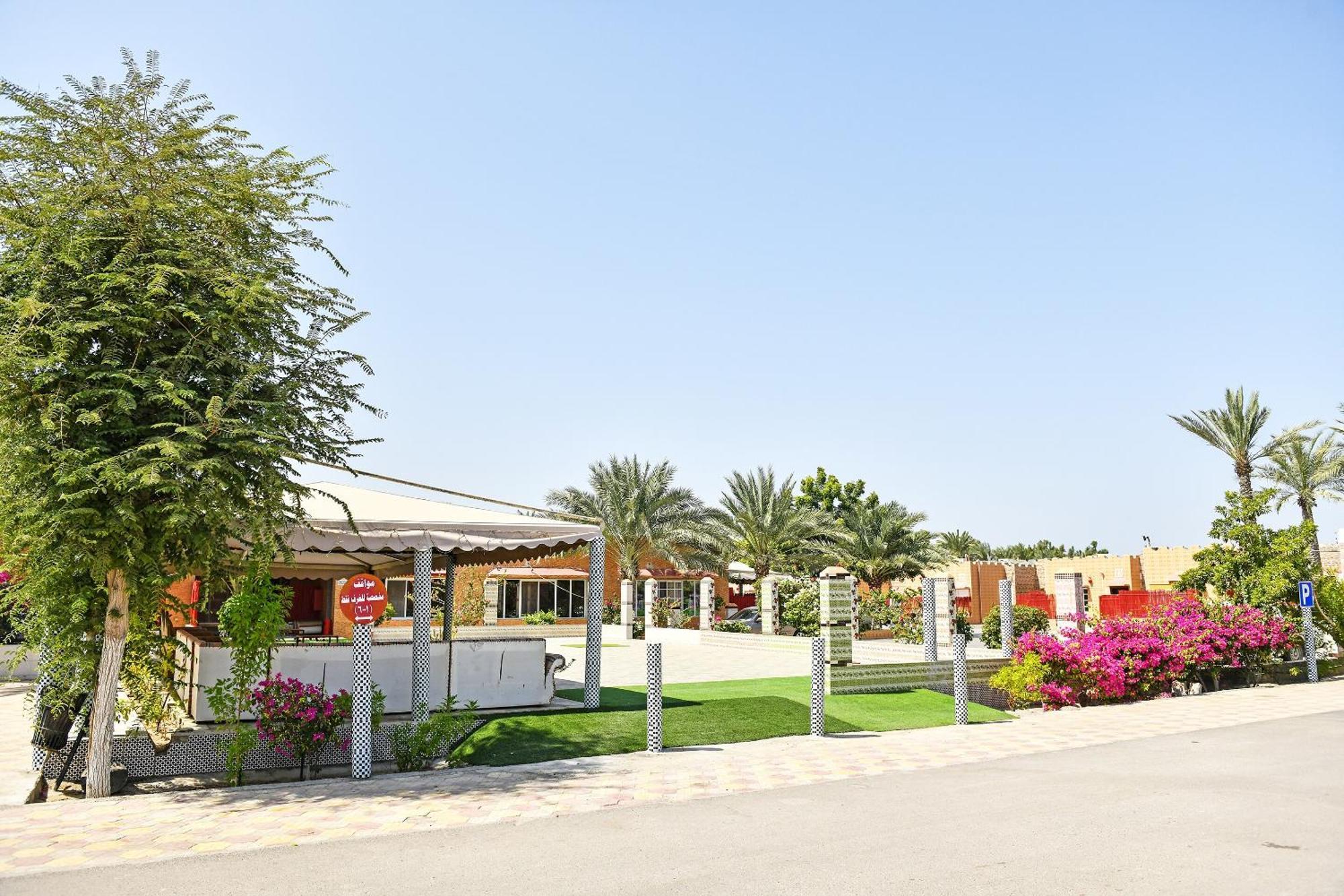 Oyo 138 Gulf Sand Motel Barka Exterior photo